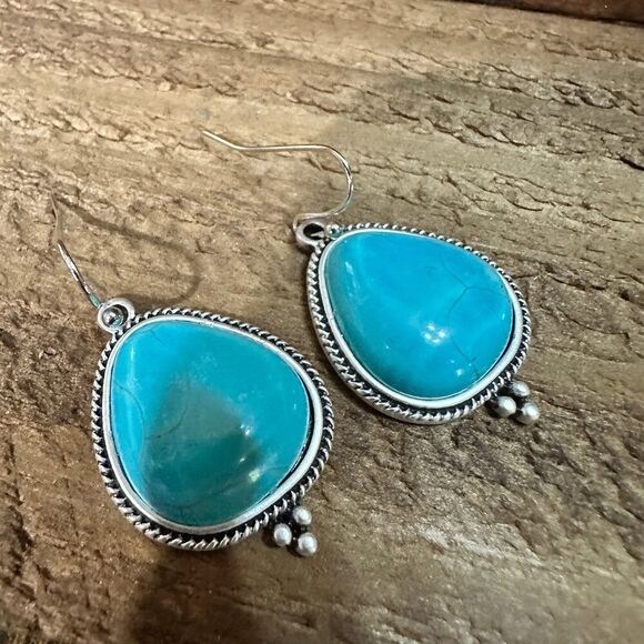 Turquoise Earrings - Elegant Natural Stone Design, Boho Navajo , Ships in Gift - Picture 6 of 8